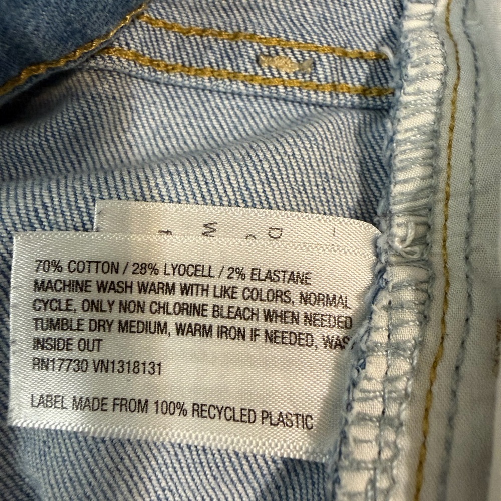 Universal Thread Women’s Ankle Bootcut Jeans Light Wash Raw Hem – Size 14R - Picture 7 of 10